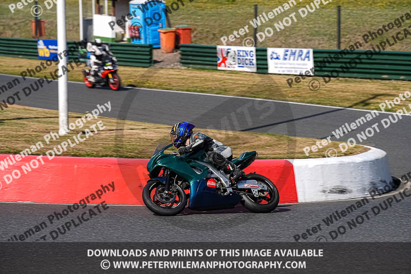 enduro digital images;event digital images;eventdigitalimages;mallory park;mallory park photographs;mallory park trackday;mallory park trackday photographs;no limits trackdays;peter wileman photography;racing digital images;trackday digital images;trackday photos